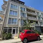 Sunny Day 7 Apartment Burgas