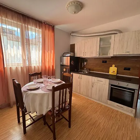 Sunny Day 7 Apartman *