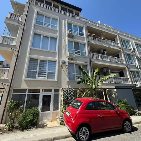 Sunny Day 7 Apartman Burgasz