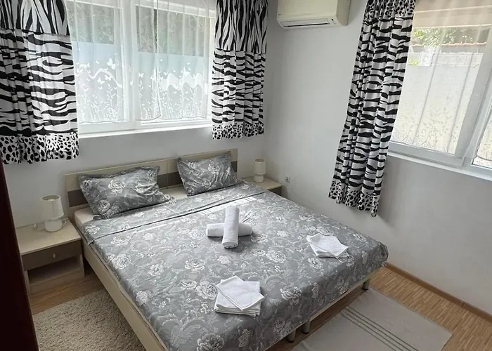 Sunny Day 7 Apartament *